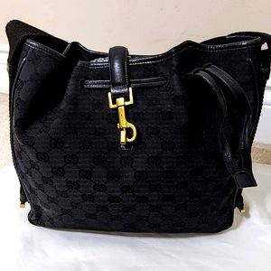 Price Dropped Authentic GUCCI Patent Canvass HOBO